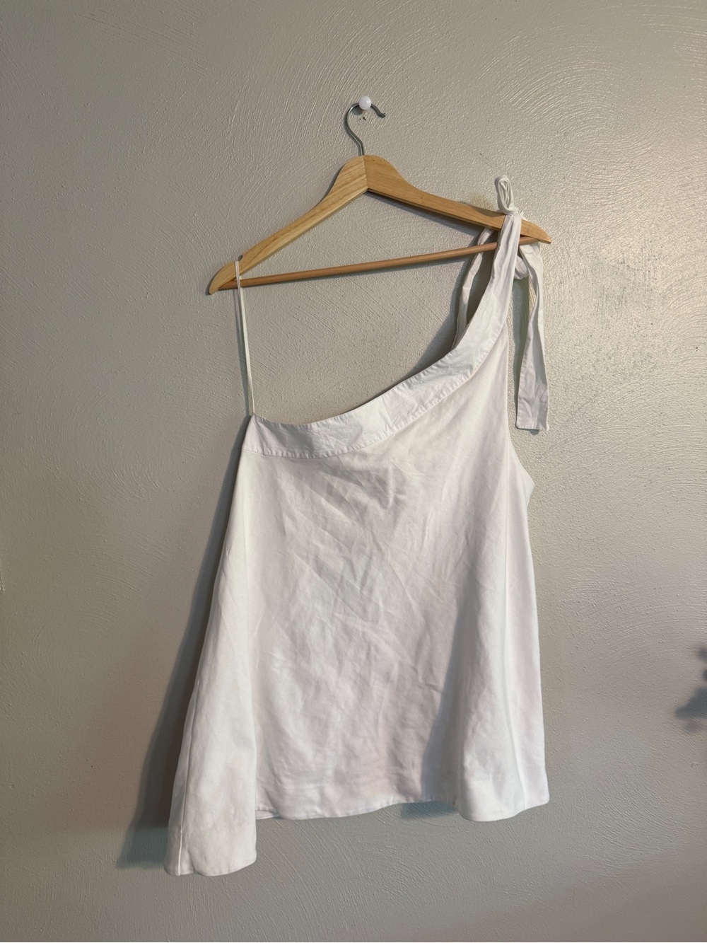 COS White One-Shoulder Tie Tank Top